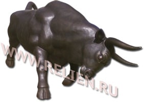 Изготовление на заказ ландшафтной скульптуры быка из бронзы высотой 180 см. как элемента декоративного оформления приусадебной территории. Скульптуры на заказ в Москве. 